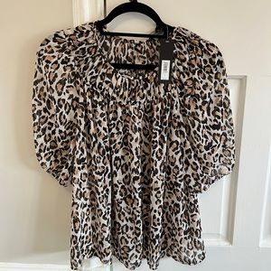 BRAND NEW Banana Republic leopard blouse, size small